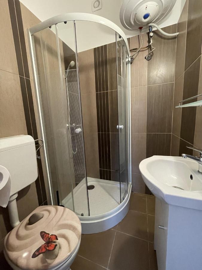 Ferienwohnung Pisztrang17 Apartman Gárdony Exterior foto